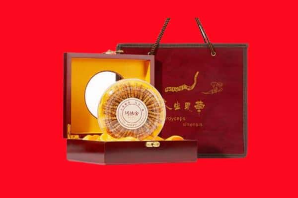 收购资讯:北京平谷区回收冬虫夏草是按克吗